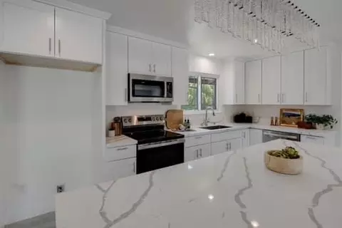 Kitchen - 6931 Lincoln Ave, Carmichael, CA 95608 photo 1 of 4