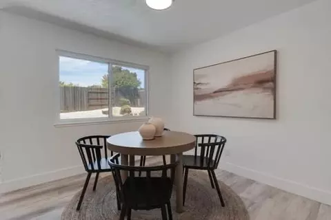 Dining - 6931 Lincoln Ave, Carmichael, CA 95608 photo 3 of 3