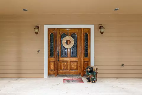 Entry Way - 1870 Thunderbolt Trl, Arnold, CA 95223 photo 1 of 5