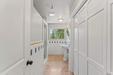 Entry Way - 5360 Grassy Run Rd, Placerville, CA 95667 photo 4 of 5