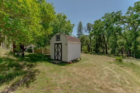 Exterior - 5360 Grassy Run Rd, Placerville, CA 95667 photo 17 of 29