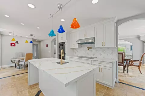 Kitchen - 5360 Grassy Run Rd, Placerville, CA 95667 photo 4 of 7