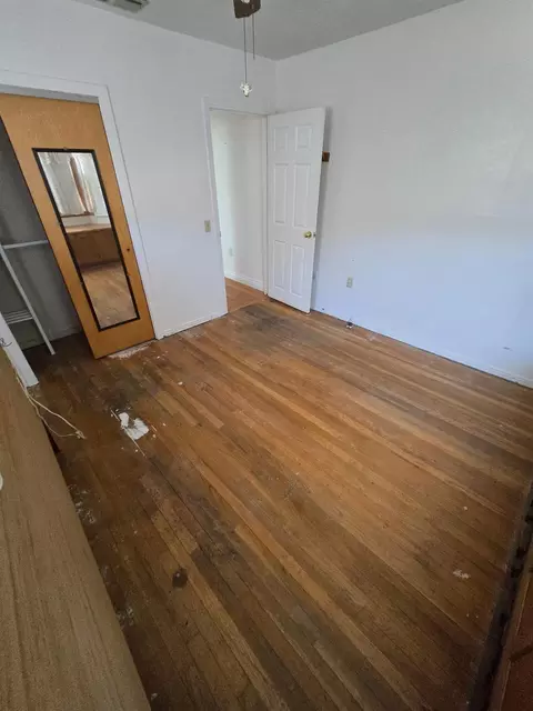 Bedroom - 1104 Lombardy Dr, Modesto, CA 95351 photo 2 of 2