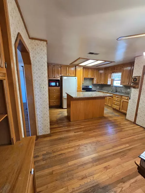Kitchen - 1104 Lombardy Dr, Modesto, CA 95351 photo 1 of 4