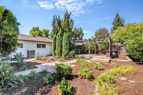 7043 Los Olivos Way, Carmichael, CA 95608 photo 38