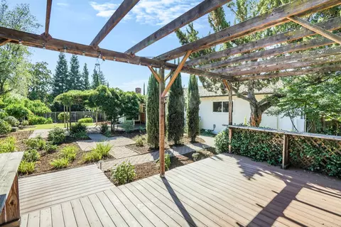 7043 Los Olivos Way, Carmichael, CA 95608 photo 42