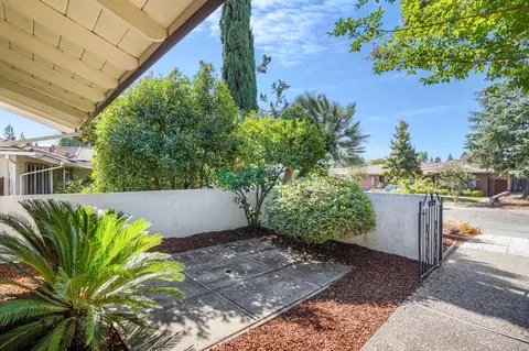7043 Los Olivos Way, Carmichael, CA 95608 photo 35