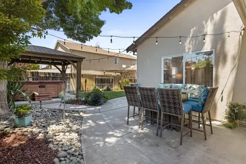 Exterior - 7204 Prelude Ln, Hughson, CA 95326 photo 7 of 13