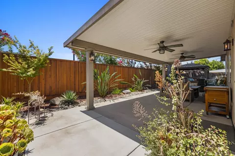 Exterior - 7204 Prelude Ln, Hughson, CA 95326 photo 6 of 13