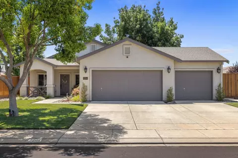 Exterior - 7204 Prelude Ln, Hughson, CA 95326 photo 4 of 13