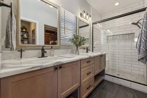 Bath - 7204 Prelude Ln, Hughson, CA 95326 photo 2 of 2