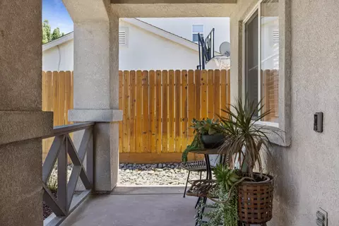 Exterior - 7204 Prelude Ln, Hughson, CA 95326 photo 5 of 13