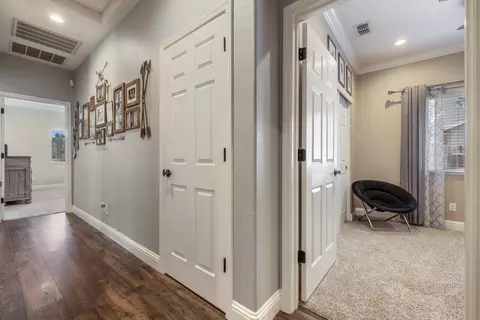Entry Way - 7204 Prelude Ln, Hughson, CA 95326 photo 10 of 10