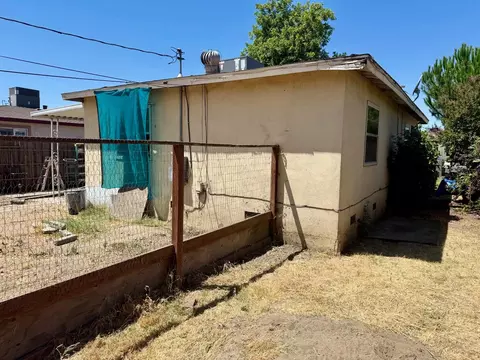 Exterior - 15872 5th St, Lathrop, CA 95330 photo 5 of 7