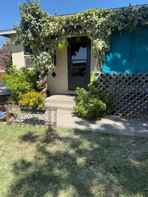 15872 5th St, Lathrop, CA 95330