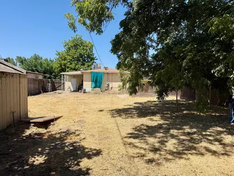 Exterior - 15872 5th St, Lathrop, CA 95330 photo 7 of 7