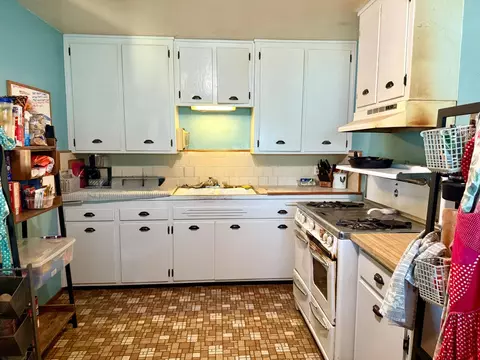 Kitchen - 15872 5th St, Lathrop, CA 95330 photo 1 of 3