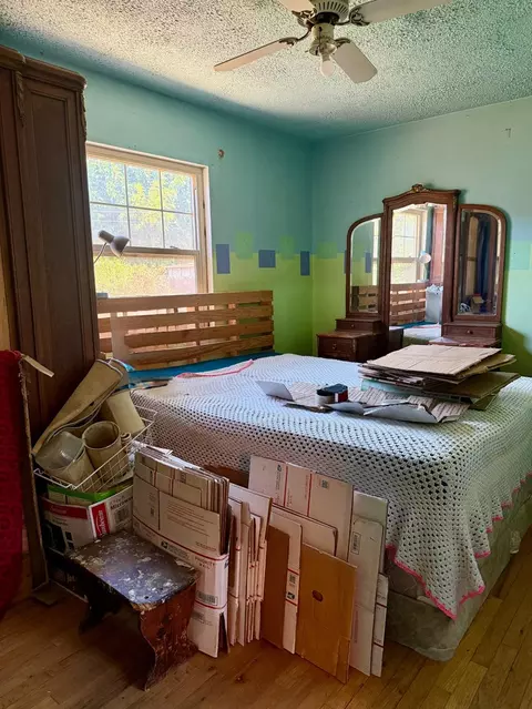 Bedroom - 15872 5th St, Lathrop, CA 95330 photo 2 of 5