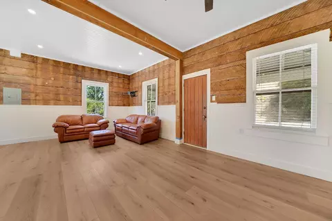 Living - 140 Eureka St, Sutter Creek, CA 95685 photo 2 of 3