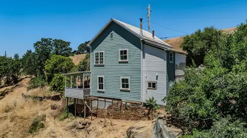 Exterior - 140 Eureka St, Sutter Creek, CA 95685 photo 12 of 14