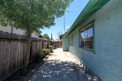 1956 T St, Newman, CA 95360 photo 44