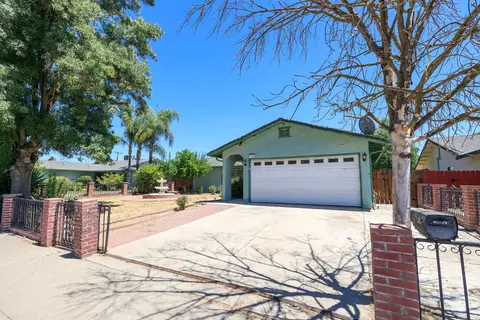 1956 T St, Newman, CA 95360 photo 3