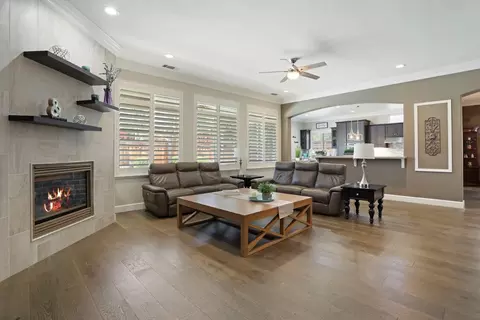 Living - 1483 Roger Dr, Tracy, CA 95304 photo 2 of 2