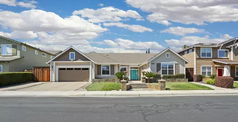 Exterior - 1483 Roger Dr, Tracy, CA 95304 photo 5 of 17