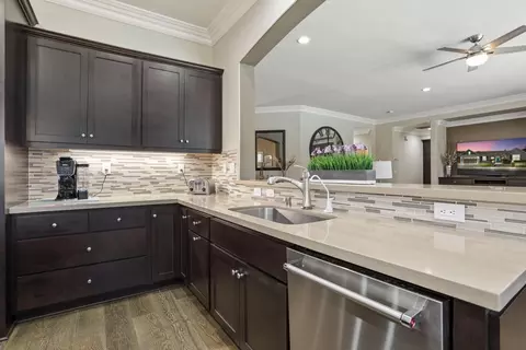 Kitchen - 1483 Roger Dr, Tracy, CA 95304 photo 4 of 6