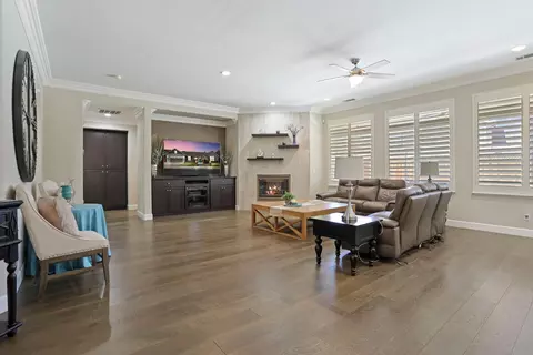 Living - 1483 Roger Dr, Tracy, CA 95304 photo 1 of 2