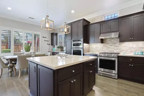Kitchen - 1483 Roger Dr, Tracy, CA 95304 photo 5 of 6