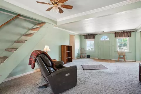 Living - 714 Simon St, Galt, CA 95632 photo 3 of 3