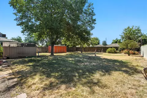 Exterior - 714 Simon St, Galt, CA 95632 photo 3 of 7