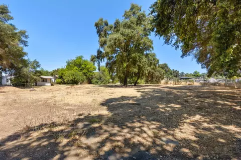 Exterior - 240 Haskell St, Gridley, CA 95948 photo 9 of 15