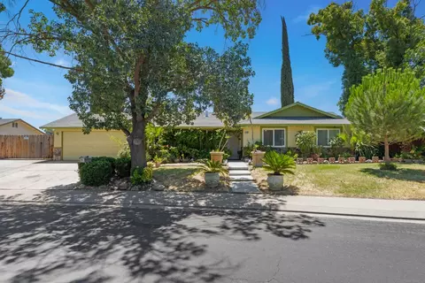 3120 Clogston Way, Modesto, CA 95354