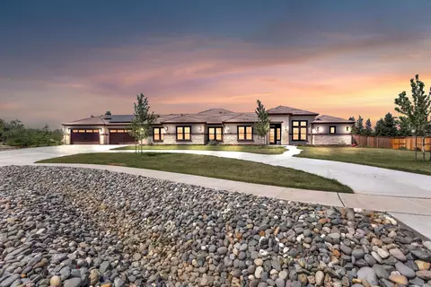 3180 Saffron Ln, Roseville, CA 95747
