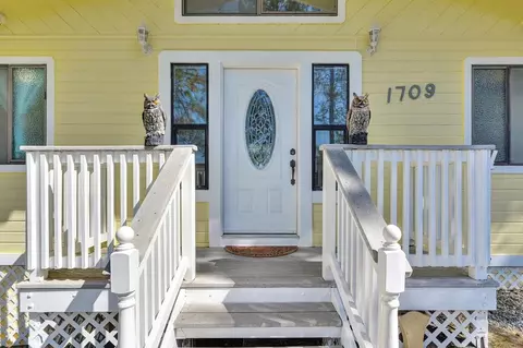 Exterior - 1709 Deadwood Ct, Cool, CA 95614 photo 8 of 23