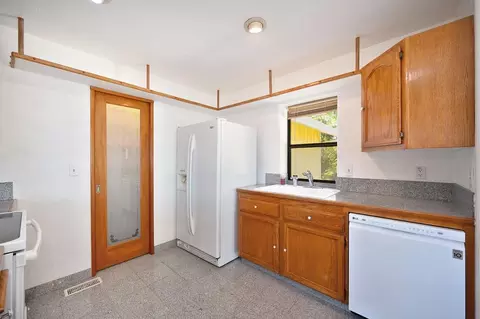 Kitchen - 1709 Deadwood Ct, Cool, CA 95614 photo 3 of 8