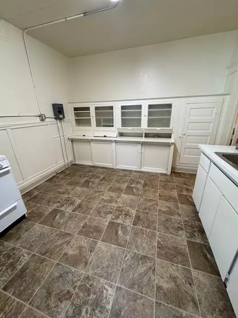 703 13th St, Modesto, CA 95354 photo 3