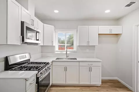 128 E Fairmont Ave, Modesto, CA 95354 photo 31