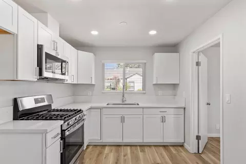 128 E Fairmont Ave, Modesto, CA 95354 photo 6