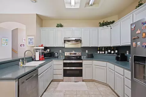 4209 Keepsake Ct, Modesto, CA 95356 photo 11