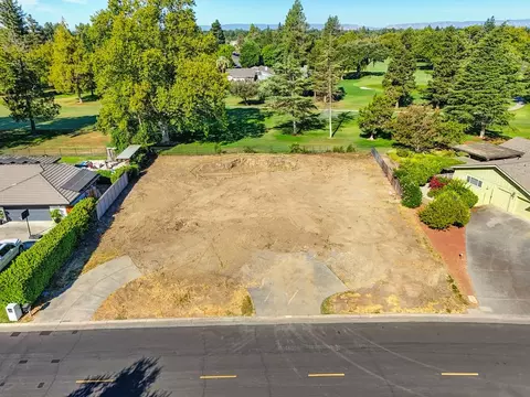 26894 Middle Golf Dr, El Macero, CA 95618 photo 3