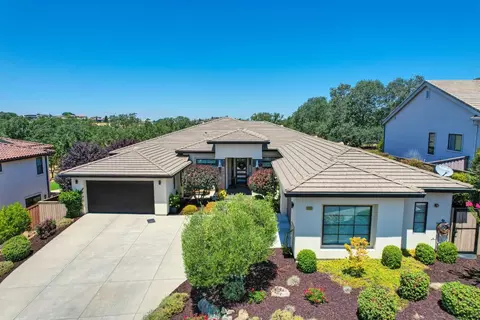 573 Ramos Dr, Folsom, CA 95630 photo 1