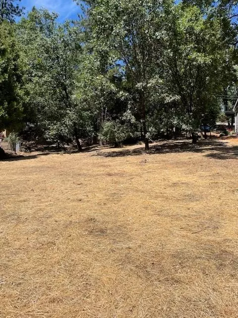 11277 Edward Dr, Grass Valley, CA 95949 photo 2