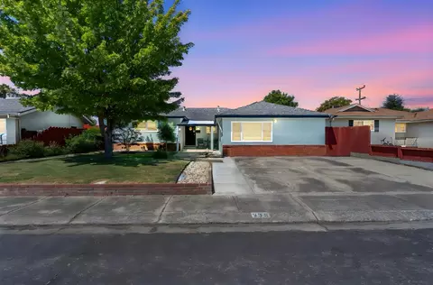 335 Harding Ave, Manteca, CA 95336 photo 1