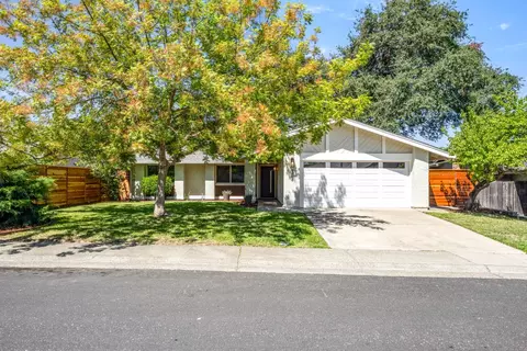 1006 Northridge Dr, Roseville, CA 95678