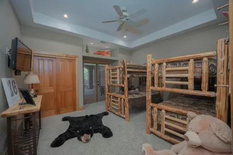 Bedroom - 1834 Thunderbolt Trl, Arnold, CA 95223 photo 4 of 10