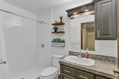 Bath - 8681 Berry Rd, Wilton, CA 95693 photo 2 of 9