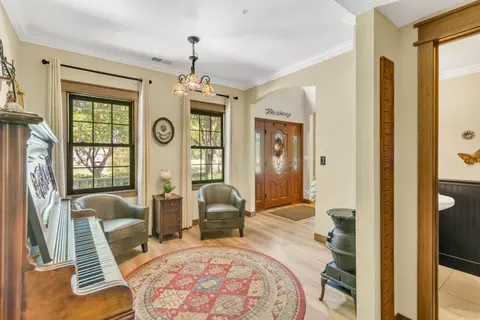 Entry Way - 8681 Berry Rd, Wilton, CA 95693 photo 3 of 14